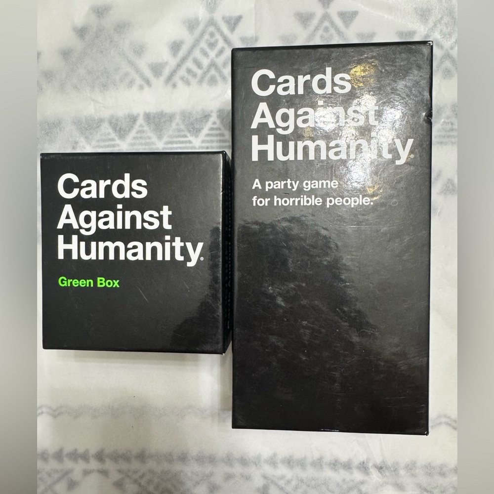 Card Against humanity with Green Box Expansion Pack